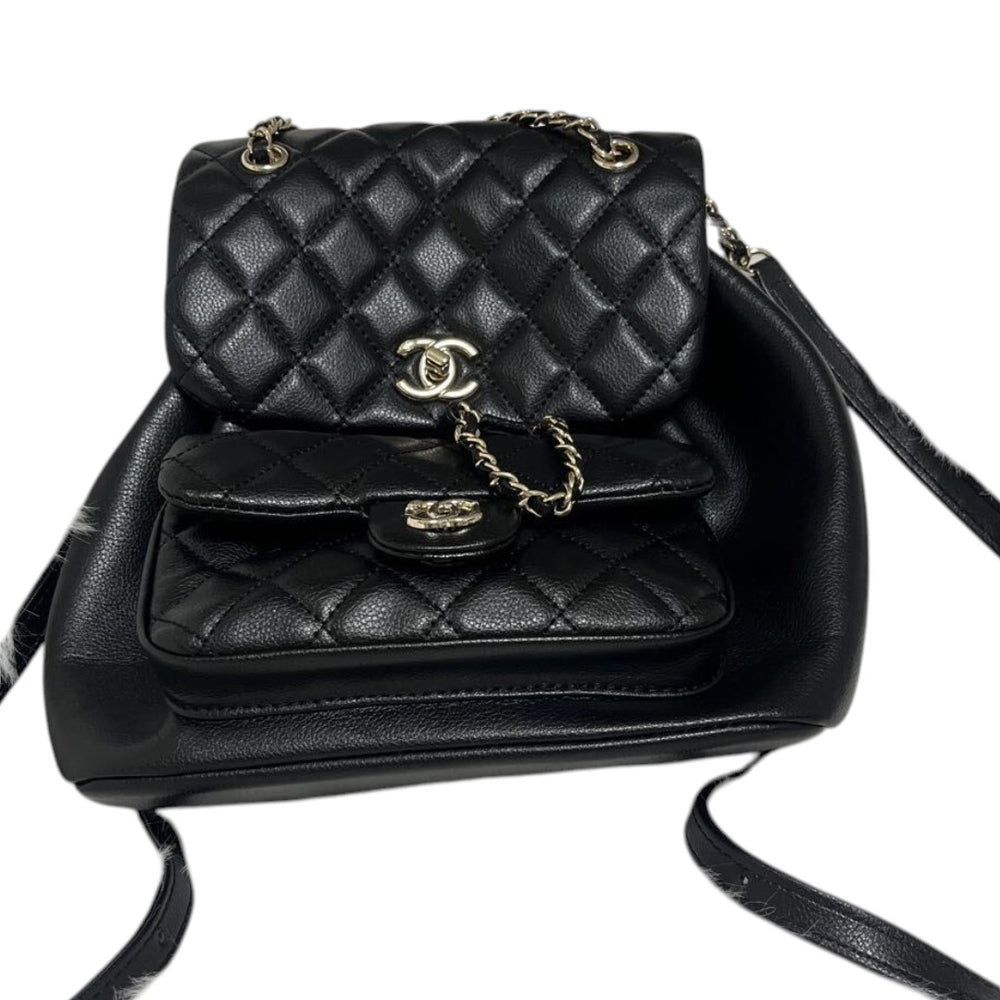 J1223 + m2238 + m1938 + gift et certif sur Chanel