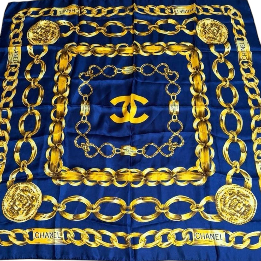 CARRE 90 CHANEL ( m8228 )